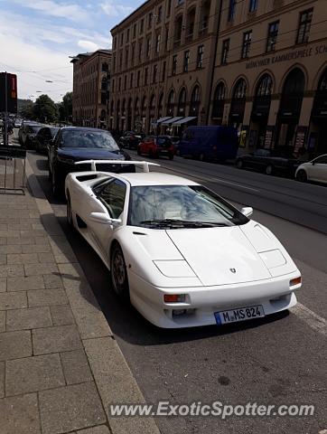 Lamborghini Diablo spotted in München, Germany