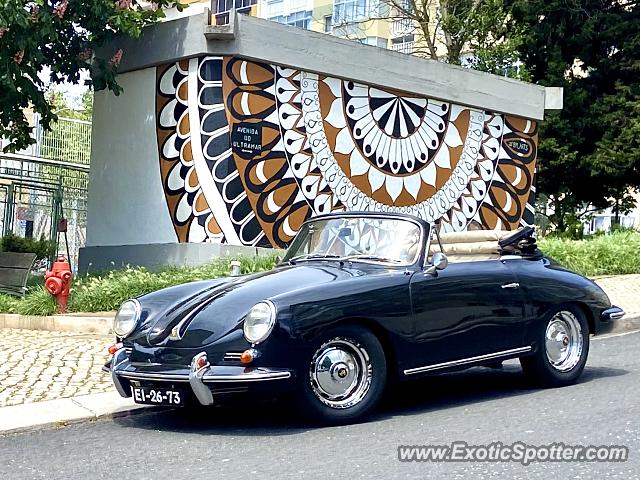 Porsche 356 spotted in Oeiras, Portugal