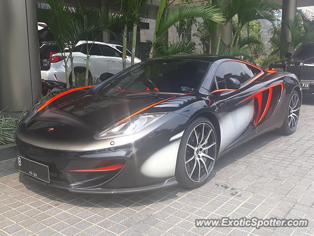 Mclaren MP4-12C spotted in Jakarta, Indonesia