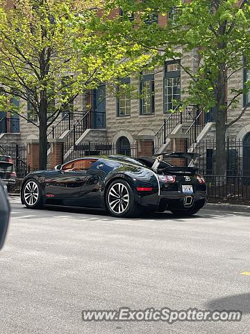 Bugatti Veyron spotted in Chicago, United States
