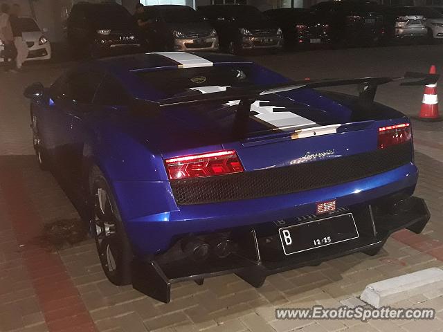 Lamborghini Gallardo spotted in Jakarta, Indonesia