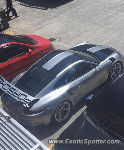 Porsche 911 GT2 spotted in Maracay, Venezuela