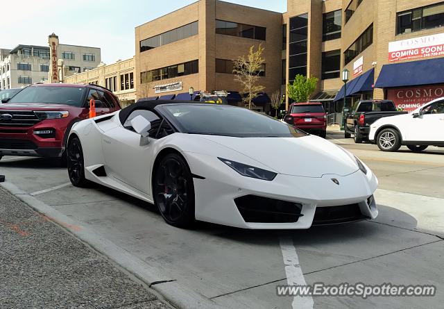 Lamborghini Huracan spotted in Birmingham, Michigan