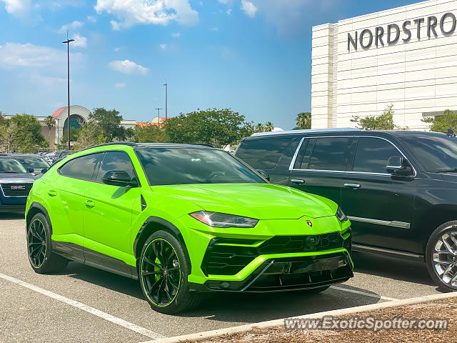 Lamborghini Urus spotted in Jacksonville, Florida