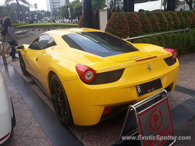 Ferrari 458 Italia spotted in Jakarta, Indonesia