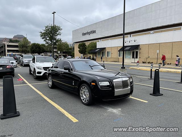 Rolls-Royce Ghost spotted in Tysons Corner, Virginia