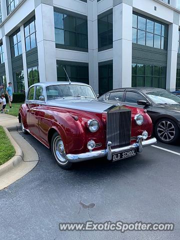 Rolls-Royce Silver Cloud spotted in Charlotte, North Carolina