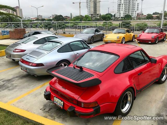 Porsche 911 Turbo spotted in Ciudad Bolívar, Venezuela