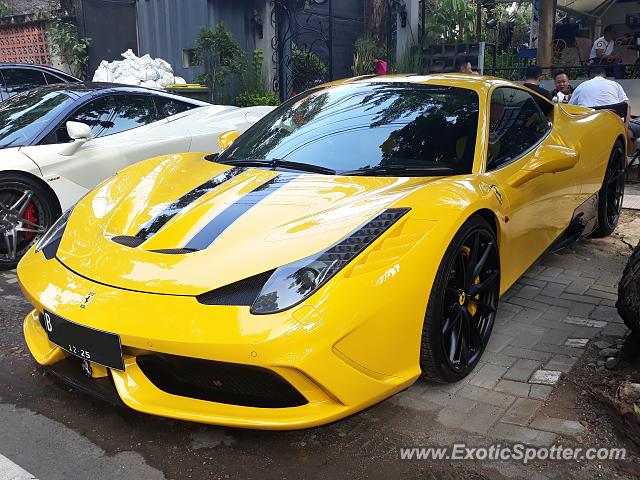Ferrari 458 Italia spotted in Jakarta, Indonesia
