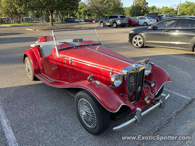 Other Vintage spotted in Bloomington, Indiana