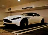 Aston Martin DB11
