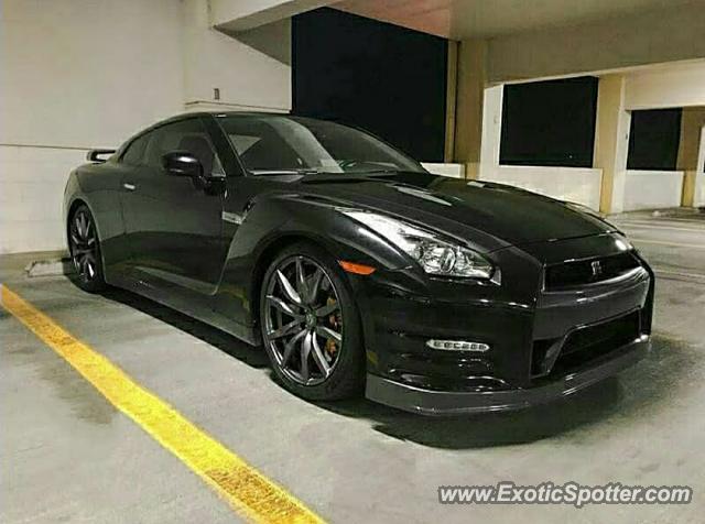 Nissan GT-R spotted in Maracay, Venezuela