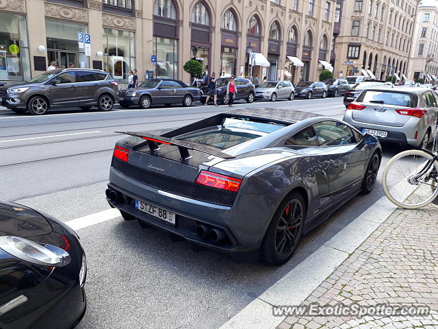 Lamborghini Gallardo spotted in München, Germany