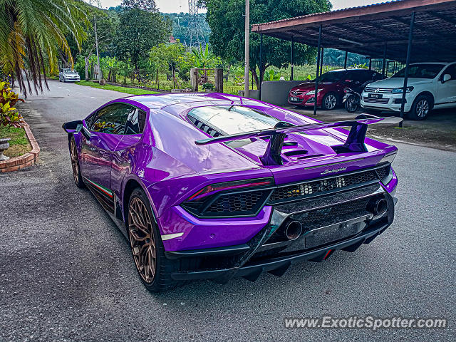 Lamborghini Huracan spotted in Selangor, Malaysia
