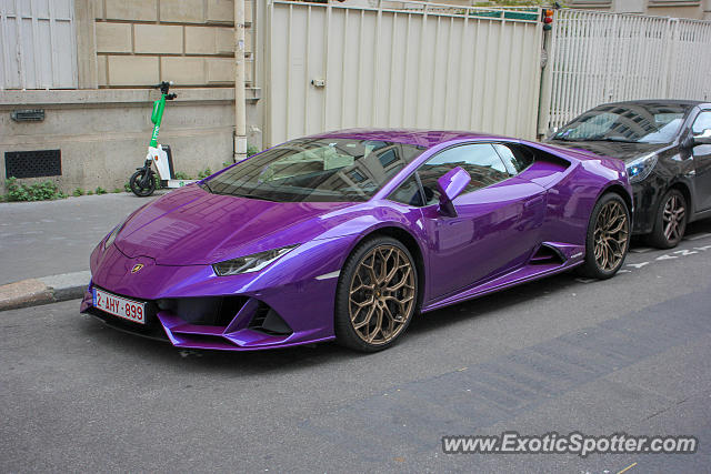 Lamborghini Huracan spotted in Paris, France