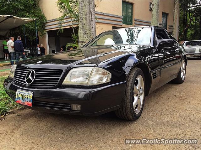 Mercedes SL600 spotted in Maturín, Venezuela