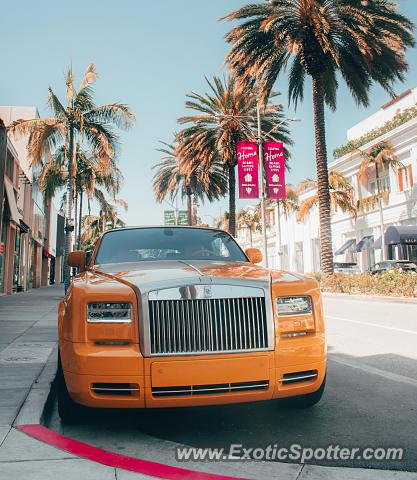 Rolls-Royce Phantom spotted in Rodeo drive, California
