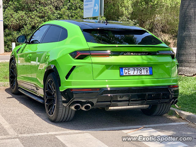 Lamborghini Urus spotted in Vilamoura, Portugal