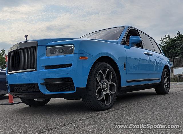 Rolls-Royce Cullinan spotted in Troy, Michigan