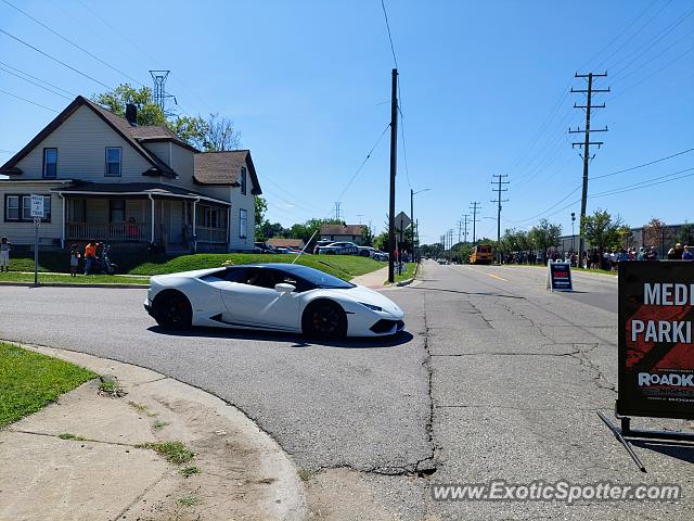 Lamborghini Huracan spotted in Pontiac, Michigan