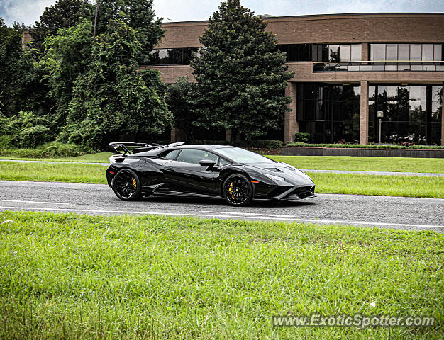 Lamborghini Huracan spotted in Jacksonville, Florida