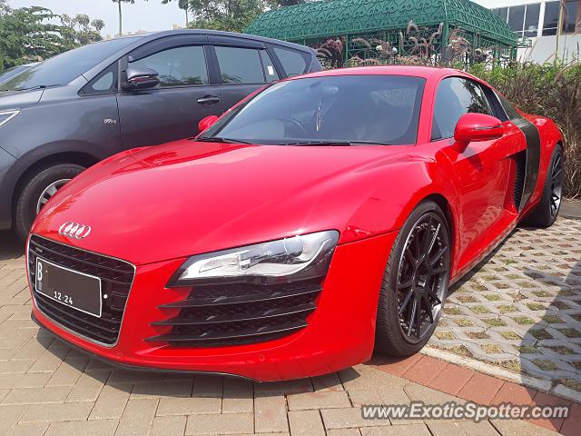 Audi R8 spotted in Jakarta, Indonesia
