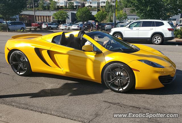 Mclaren MP4-12C spotted in Wayzata, Minnesota