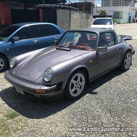 Porsche 911 spotted in Maturín, Venezuela