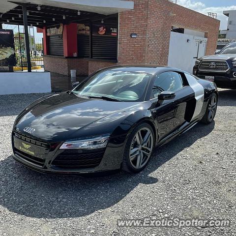 Audi R8 spotted in Barquisimeto, Venezuela