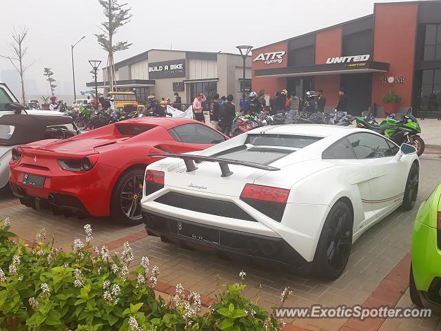 Lamborghini Gallardo spotted in Jakarta, Indonesia
