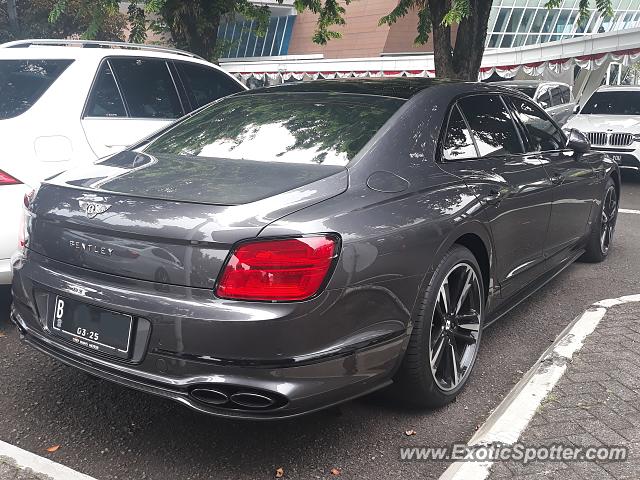 Bentley Flying Spur spotted in Jakarta, Indonesia