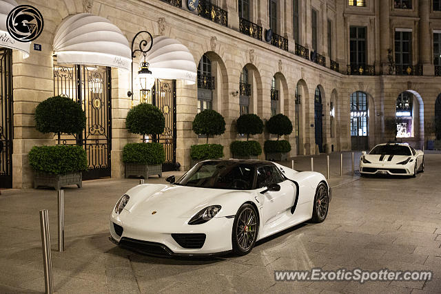Porsche 918 Spyder spotted in Paris, France