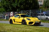 Porsche Cayman GT4