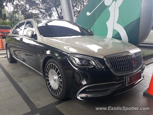Mercedes Maybach spotted in Jakarta, Indonesia