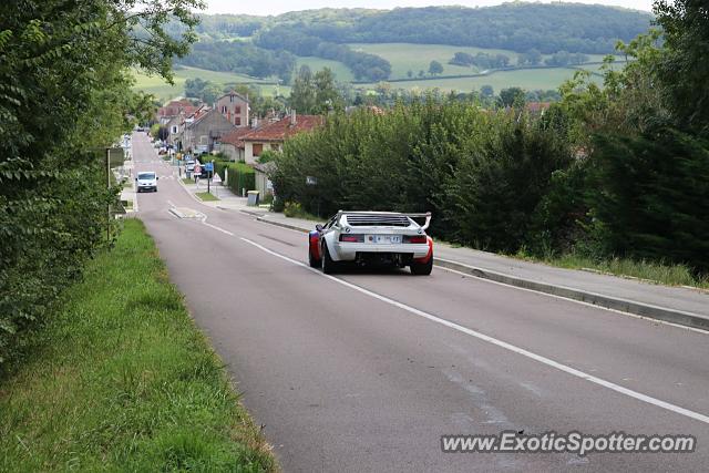 BMW M1 spotted in Pouillenay, France