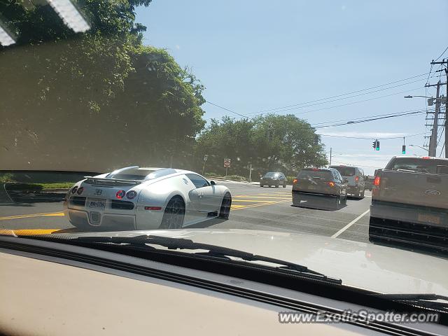 Bugatti Veyron spotted in Sands Point, New York