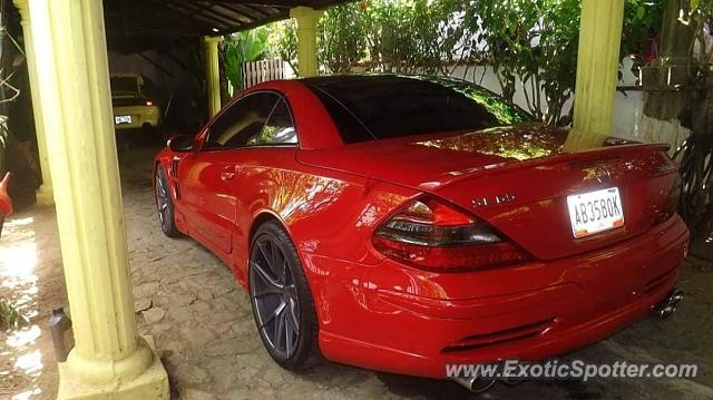 Mercedes SL 65 AMG spotted in Lechería, Venezuela