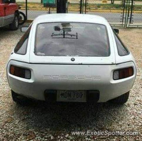 Porsche 356 spotted in Valencia, Venezuela
