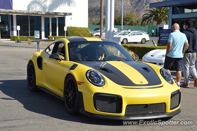 Porsche 911 GT2 spotted in Malibu, California