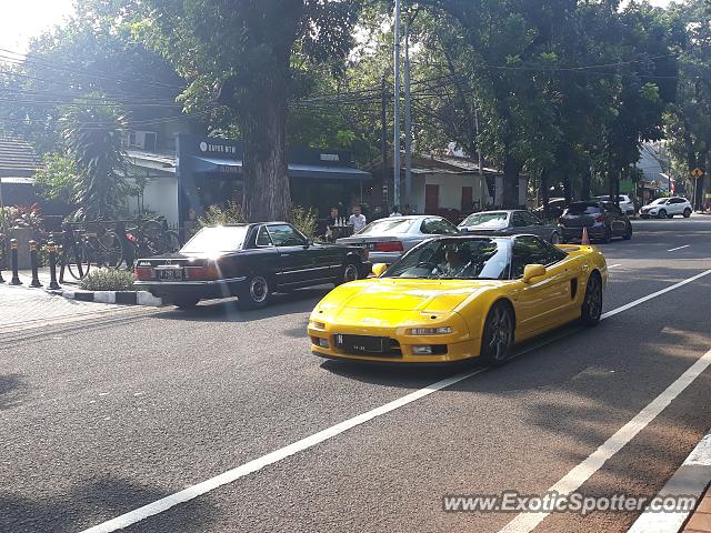 Acura NSX spotted in Jakarta, Indonesia
