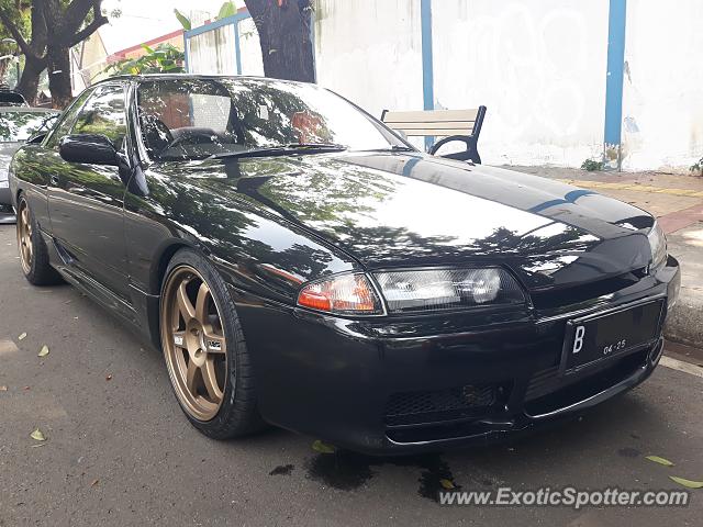 Nissan Skyline spotted in Jakarta, Indonesia