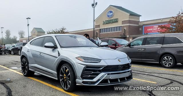 Lamborghini Urus spotted in Hebron, Kentucky