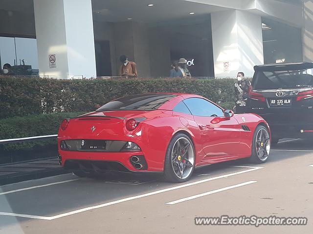 Ferrari California spotted in Jakarta, Indonesia