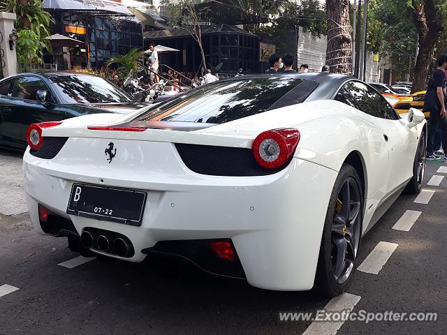 Ferrari 458 Italia spotted in Jakarta, Indonesia