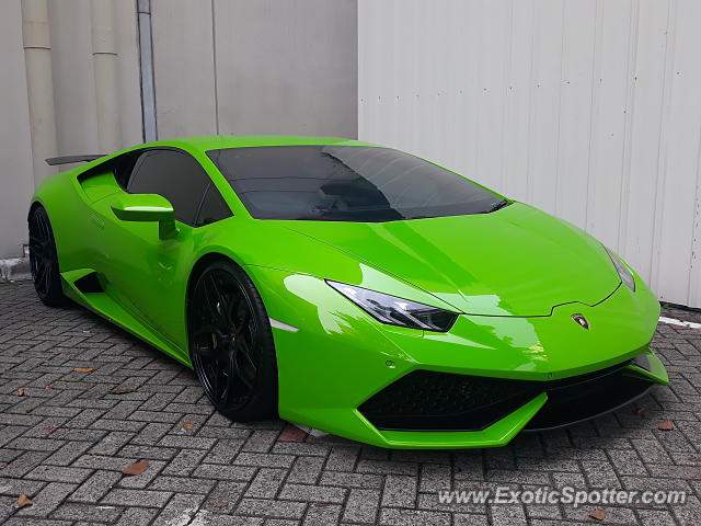 Lamborghini Huracan spotted in Jakarta, Indonesia