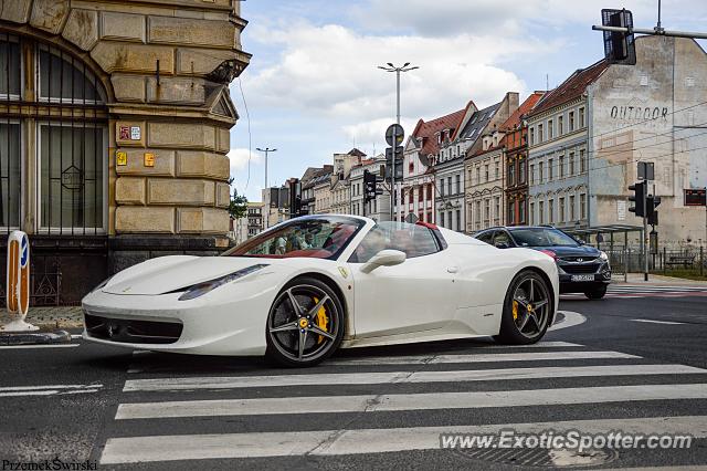 Ferrari 458 Italia spotted in Wroclaw, Poland