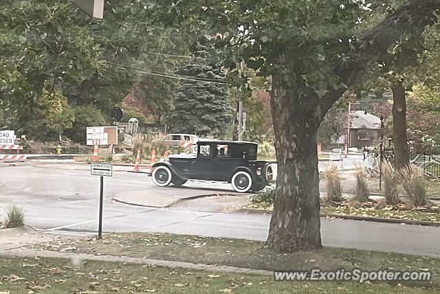 Other Vintage spotted in Des Moines, Iowa