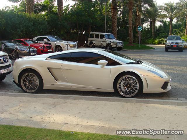 Lamborghini Gallardo spotted in Dubai, United Arab Emirates