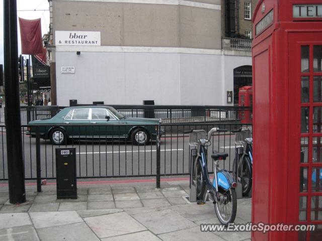 Bentley Turbo R spotted in Londra, United Kingdom