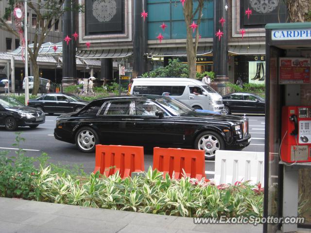 Rolls Royce Phantom spotted in Orchard Road, Singapore